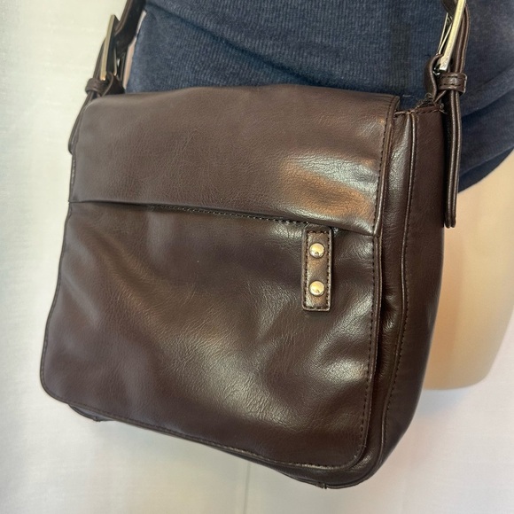 Relic Handbags - Relic Cross Body Bag Soft Faux Leather Purse Dark Brown Multiple Compartments